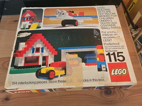 Vintage 1976 LEGO Universal Building Set: Building Set (115)