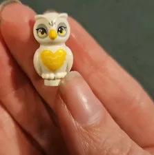 LEGO Minifigure Elves Owl Heart on Chest Yellow Friends Wild Bird Big Eyes Elf