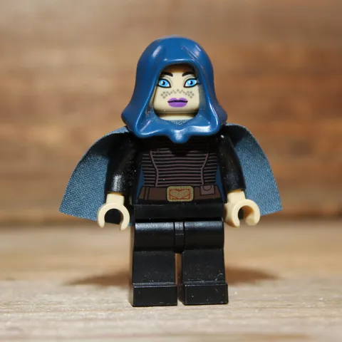 LEGO Star Wars Barriss Offee Dark Blue Cape & Hood Black Legs Minifigure sw0379