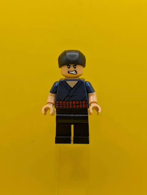 Roronoa Zoro op019 Dark Blue Shirt, Black Bandana One Piece Lego Minifigure
