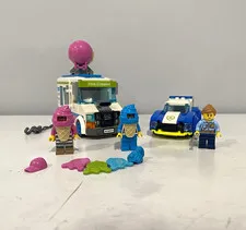 LEGO CITY 60314 Ice-Cream Truck Police Chase Lot w/ Minifigures, Vehicles