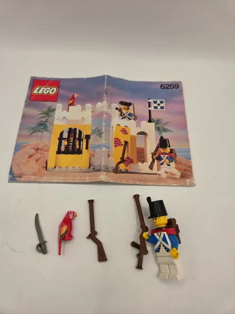 Vintage Lego 6259 - Pirates Broadside's Brig - MANUAL + Minifigure + extra parts