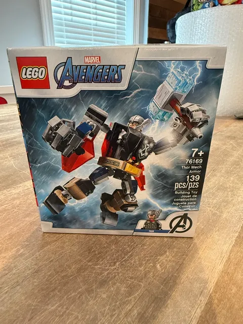 LEGO Super Heroes: Thor Mech Armor (76169) FACTORY SEALED