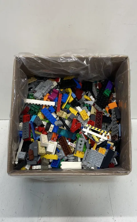 LEGO Bulk Lot Mixed Bricks Parts Pieces 8 lbs Various Colors and Themes