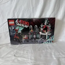 LEGO Set 70809 The LEGO Movie Lord Business' Evil Lair 738pc New & Sealed