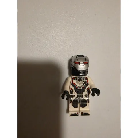 War Machine 76124 Avengers Infinity War Marvel Super Heroes  Missing cannon.