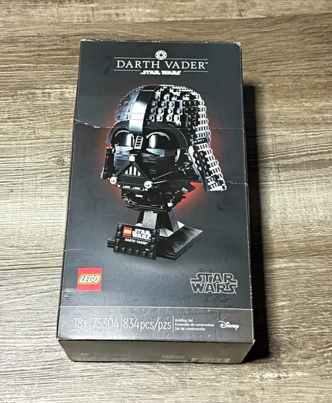 LEGO Star Wars 75304 Darth Vader Helmet Collection 834pcs Age 18+ Stand
