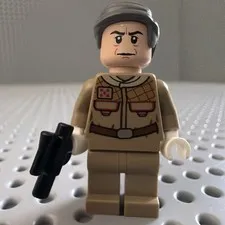 General Rieekan Minifigure - LEGO Star Wars Hoth 75014 Sw0460