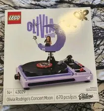 BACKORDERED BRAND NEW SEALED! OLIVIA RODRIGO LEGO CONCERT MOON! IN HAND!