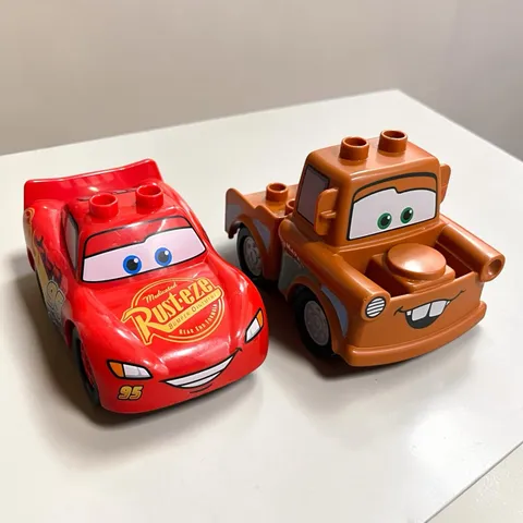 LEGO DUPLO Disney Pixar Cars Lightning McQueen Rusteze & Tow Mater 2012 