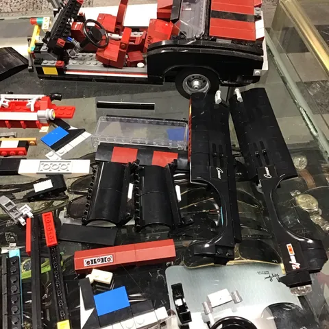 LEGO Icons: Chevrolet Camaro Z28 Incomplete & McLaren Senna GTR Set