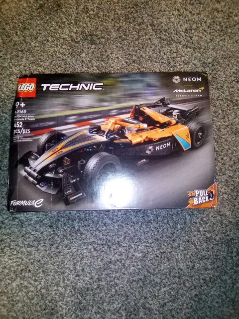 LEGO Technic 42169 NEOM McLaren Formula E Race Car Pull Back Set 452pcs
