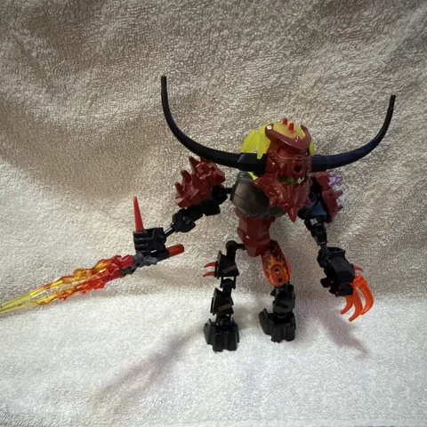 LEGO Hero Factory: Pyrox (44001) - 100% Complete No Box and No Instruction