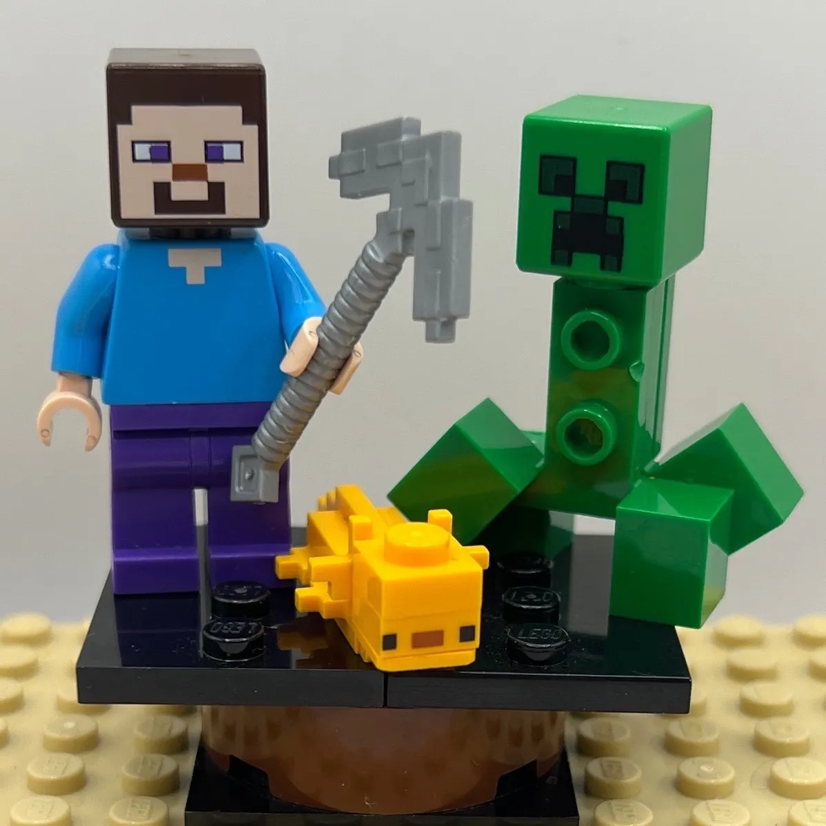 LEGO Minecraft Minifigures Steve Creeper Yellow Axolotl OS Multi Excellent Set