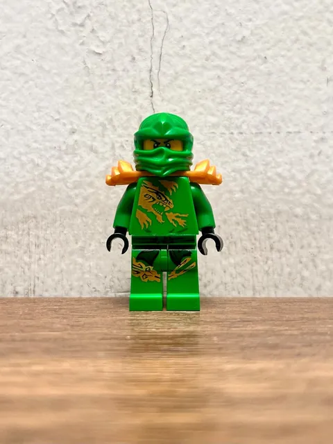 LEGO Ninjago Lloyd DX Minifigure njo0108 5004076