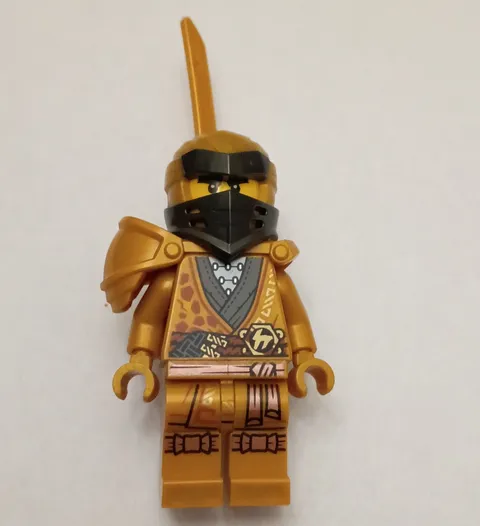 LEGO NINJAGO Rebooted Cole Minifigure njo651 w/ Sword & Armor Foil Pack