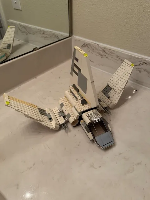 LEGO Star Wars: Imperial Shuttle (7166) 99% Complete. No Figs