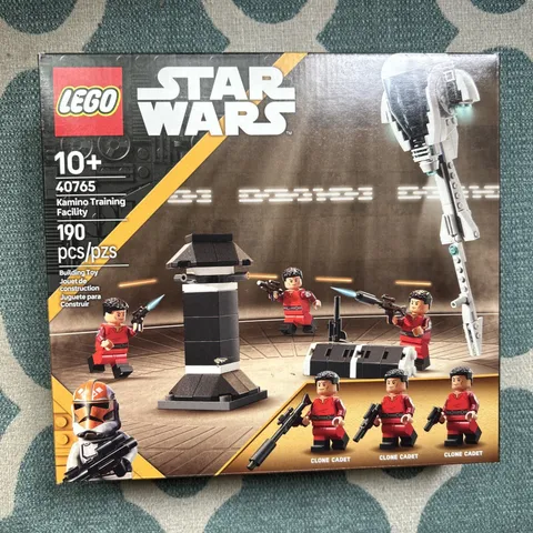 LEGO 40765 Star Wars Kamino Training Facility GWP w/ Clone Cadets - New Sealed
