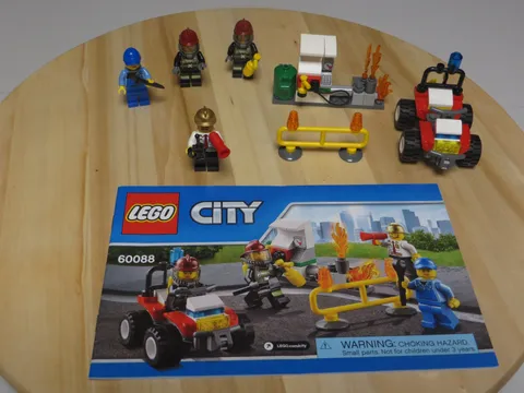 LEGO City 60088 Fire Starter Set *Complete