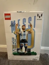 LEGO Editions Lionel Messi - Soccer Legend 43015 New Damage Box