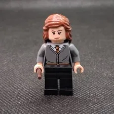 LEGO Hermione Granger Minifigure Gryffindor Cardigan Sweater hp240