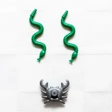 Lego Snakes and Flat Crab Action Figure Accessories .75"- 1.5" Lot of 3