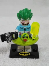 LEGO DC Tropical Vacation Joker Minifigure #71020 Batman Movie Series 2