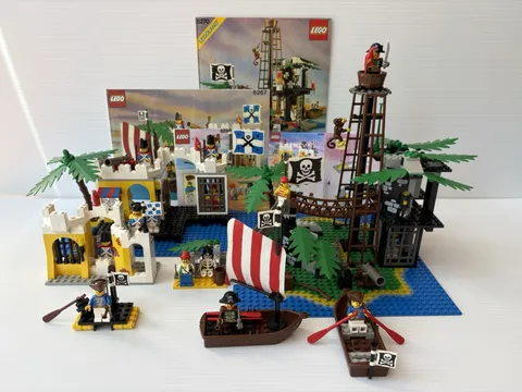 Lego Pirates Bundle 6270 6267 6259 6234 6232 - Forbidden Island etc.
