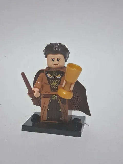 Hella Hufflepuff  Harry Potter Wizard Custom Minifigure Lego New Rare