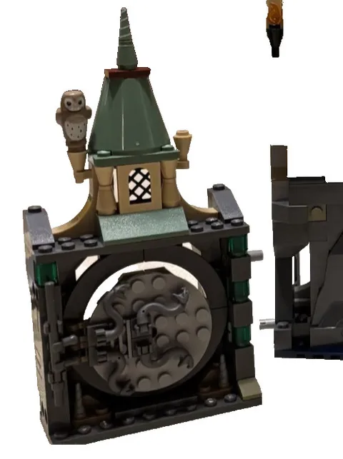 RETIRED LEGO Harry Potter Hogwarts Chamber of Secrets 76389 See Description