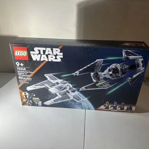 LEGO Star Wars: Mandalorian Fang Fighter vs. Tie Interceptor (75348)