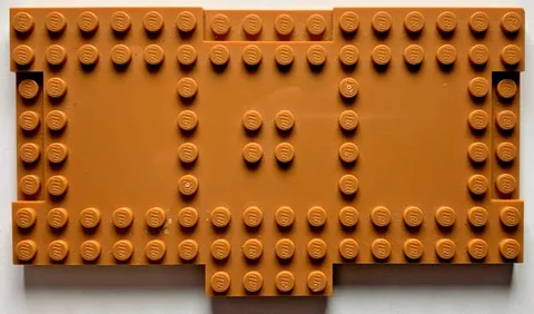 Lego 18922 Medium Nougat Modified 8 x 16 x 2/3 with 1 x 4 Indentations