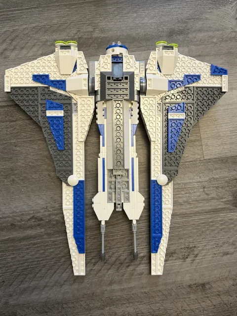 LEGO Star Wars 9525 Pre Vizsla's Mandalorian Fighter No Minifigures