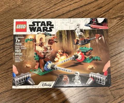NEW LEGO Star Wars 75238 Action Battle Endor Assault 193 Pieces