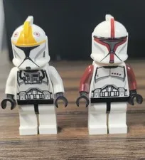 LEGO Star Wars Phase 1 Clone Trooper Captain sw0492 + Pilot sw0491 Lot 75021