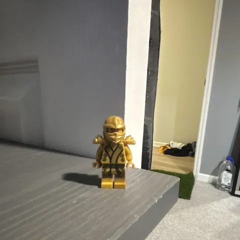 LEGO Ninjago Movie Gold Ninja Minifigure 71019 Limited Edition Foil Pack