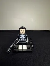 LEGO Punisher Minifigure sh0722 76178 Spiderman Brand new Day Marvel