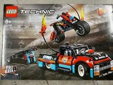 Brand New Lego Technic Lego 42106 Stunt Show Truck & Bike Pull Back Cars Bricks