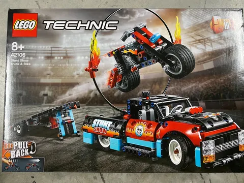 Brand New Lego Technic Lego 42106 Stunt Show Truck & Bike Pull Back Cars Bricks