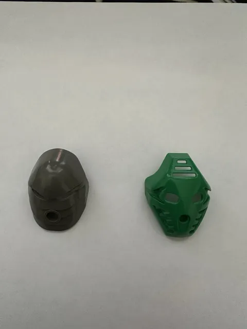 Lego Bionicle Kanohi Mask Green Pakari Grey Rau