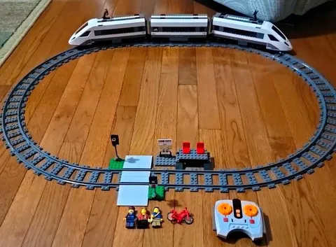 LEGO City Trains 60051 High-speed Passenger Train Remote Controlled 610pc