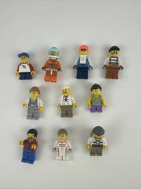 10 Lego CITY Minifigure Lot 10 Assorted People Citizens Workers
