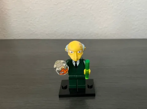 Lego The Simpsons Mr. Burns minifigure w/stand RARE series 171005