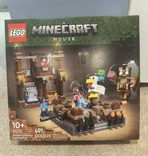 LEGO Minecraft Minecraft Movie Woodland Mansion Fighting Ring (21272) 