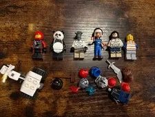 Lot Of 6 Lego Minifigures & Random Accessories