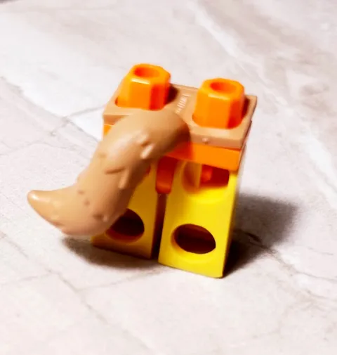 New LEGO Wolf Tail NOUGAT Fluffy Cat Fox Animal Anima Animus Creature Fits Legs