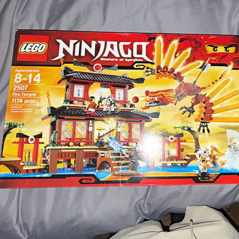 LEGO NINJAGO Fire Temple 2507 1174pc Complete Set Box BRAND NEW