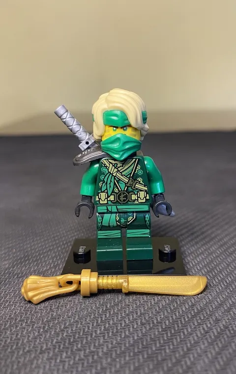LEGO NINJAGO Lloyd The Island Minifigure njo0682 - Sets 71746, 71745 - 2021