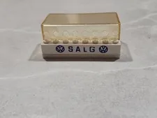 LEGO Vintage 1:87 VW Beetle Showroom - SALG Beam