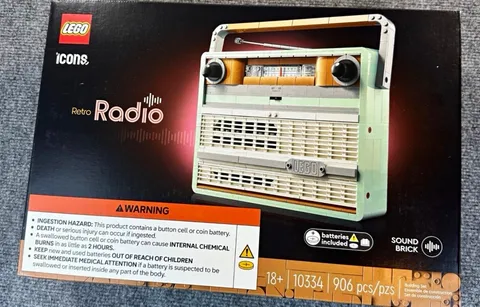 LEGO Icons Retro Radio 10334 Complete Set 906 Pieces 18+ Battery Powered